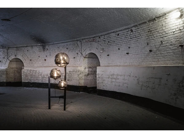 Vloerlamp ORB - Zwart/spiegelglas Zwart 2 Vloerlamp ORB - Zwart/spiegelglas Zwart - Afbeelding 2